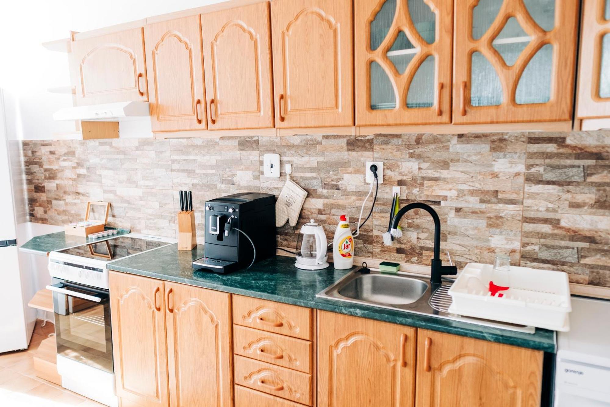 Castle Village Apartment Krasnohorske Podhradie Экстерьер фото